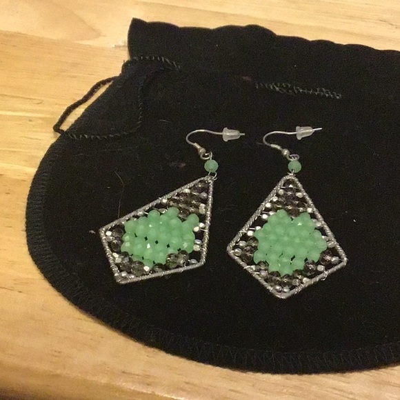 Cute pair of dangling, earrings, green and gray sparkles. - Picture 1 of 1